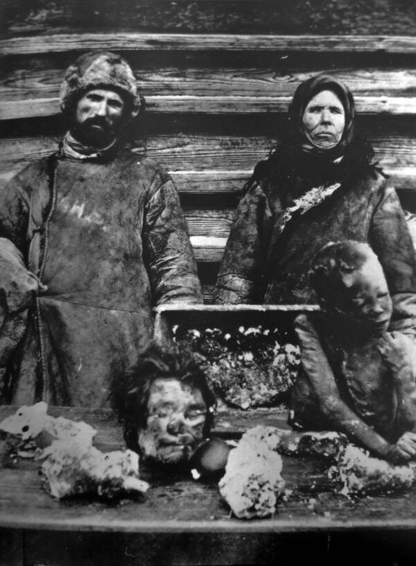 russian famine 1921 cannibalism Good Vibes Only